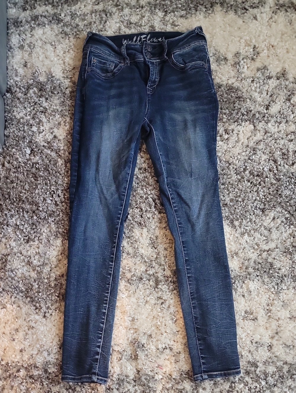 Wallflower Women's Dark Indigo Skinny Jeans